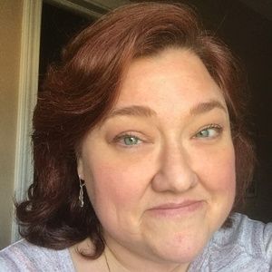 Meet your Posher, Justine